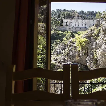 Mariola Πανσιόν 3*