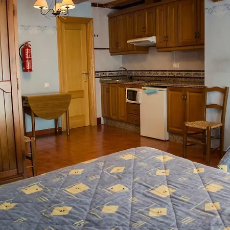 Mariola Πανσιόν Agres